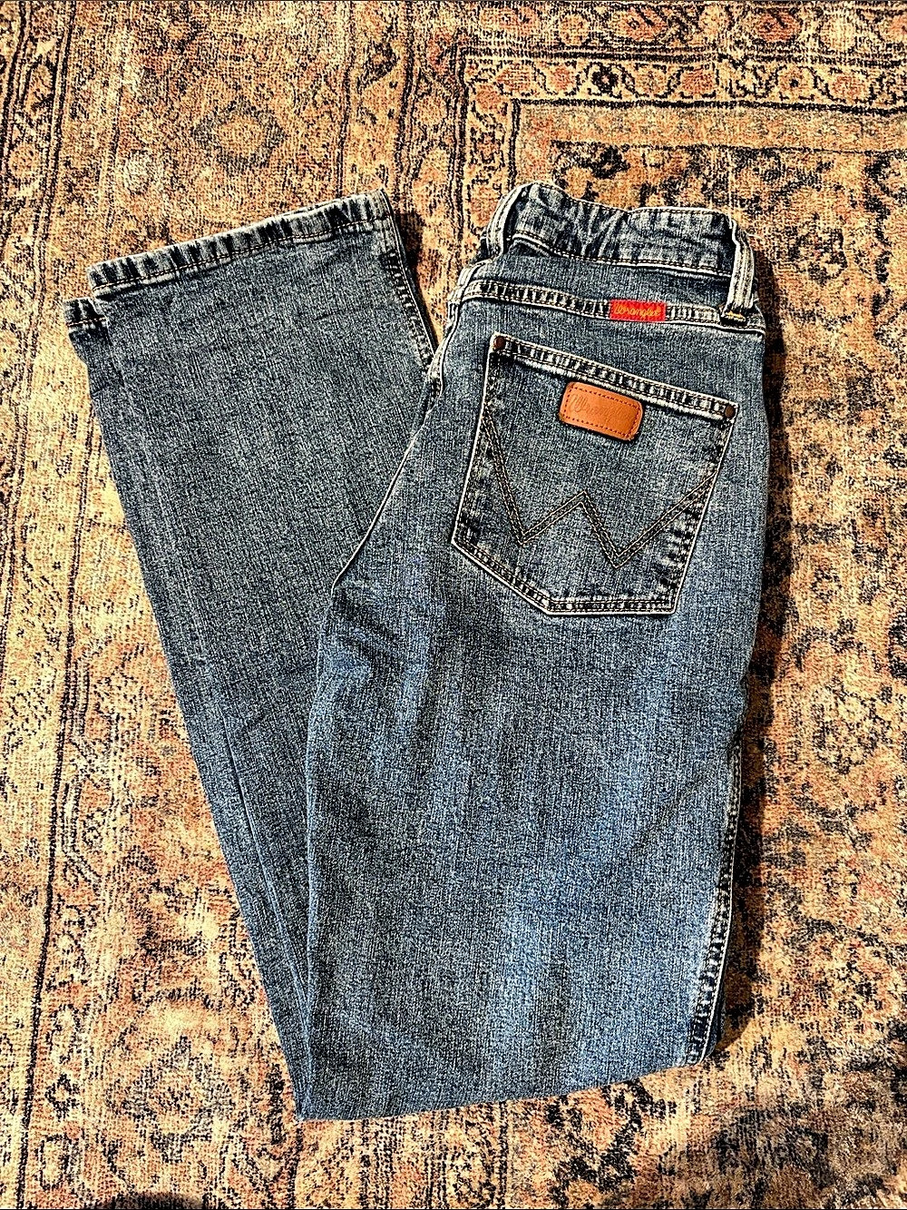 Women’s Wrangler 1018 MWZSW Jeans - Size 3x32 - Medium Wash